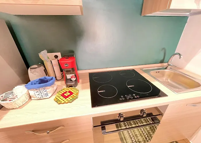 Nadsan Sparse דירה